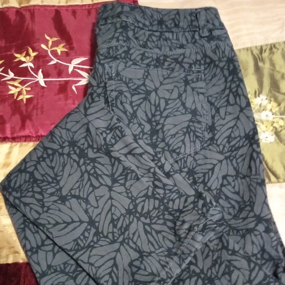 STYLE & COM. DENIM - Picture 2 of 3